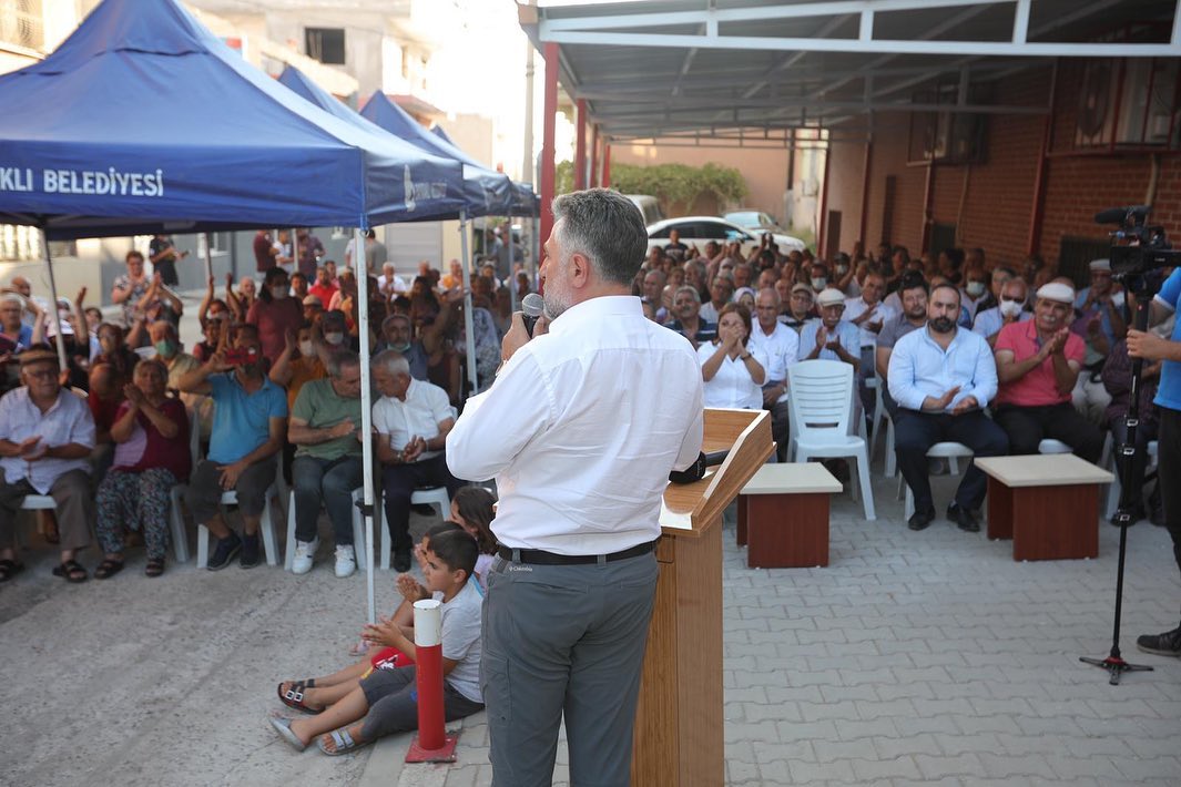 Bayraklı Belediyesinden aşure etkinliği (2)