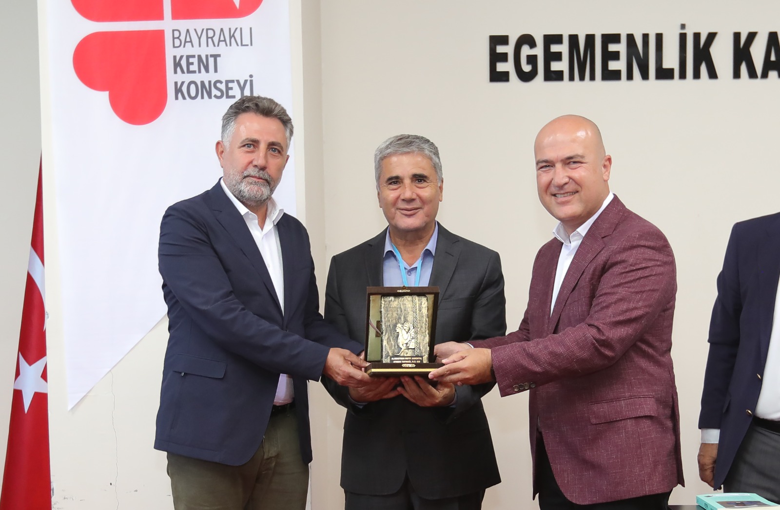 Kent Konseyleri Birliği Bayraklı’ da toplandı (2)