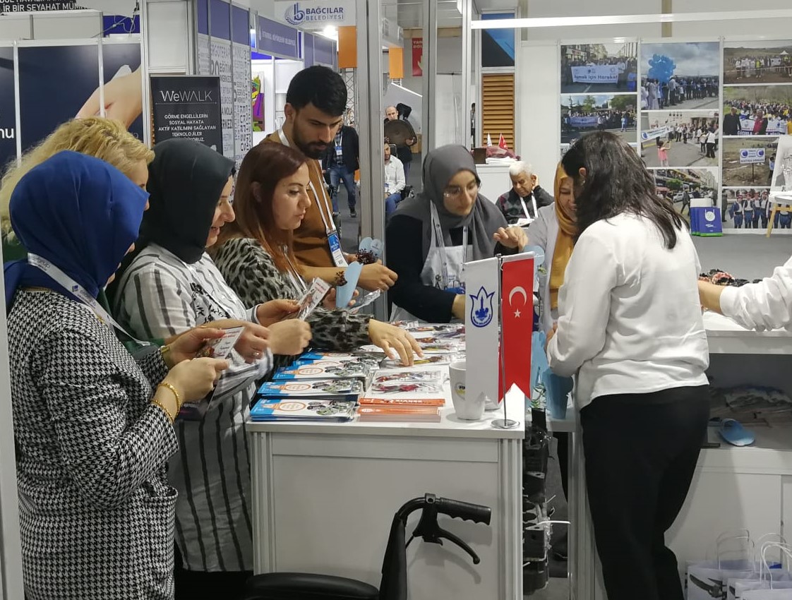 Konak’a Engelsiz Yaşam Fuarı’nda büyük ilgi (9)