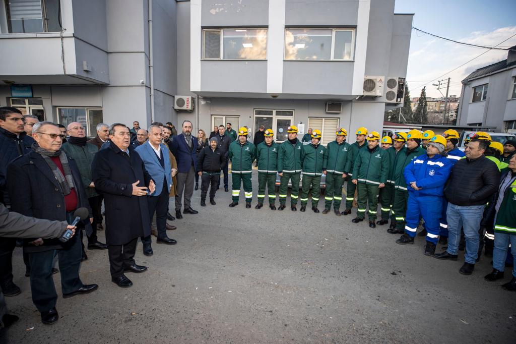 Konak’tan Hatay’a yardım konvoyu yola çıktı (3)