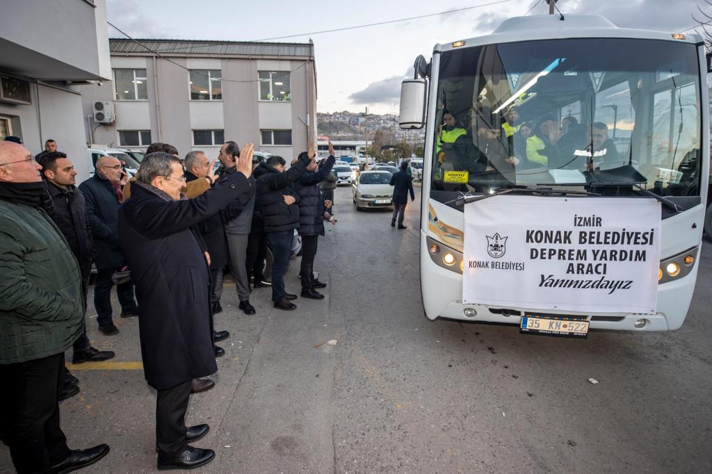 Konak’tan Hatay’a yardım konvoyu yola çıktı (9)