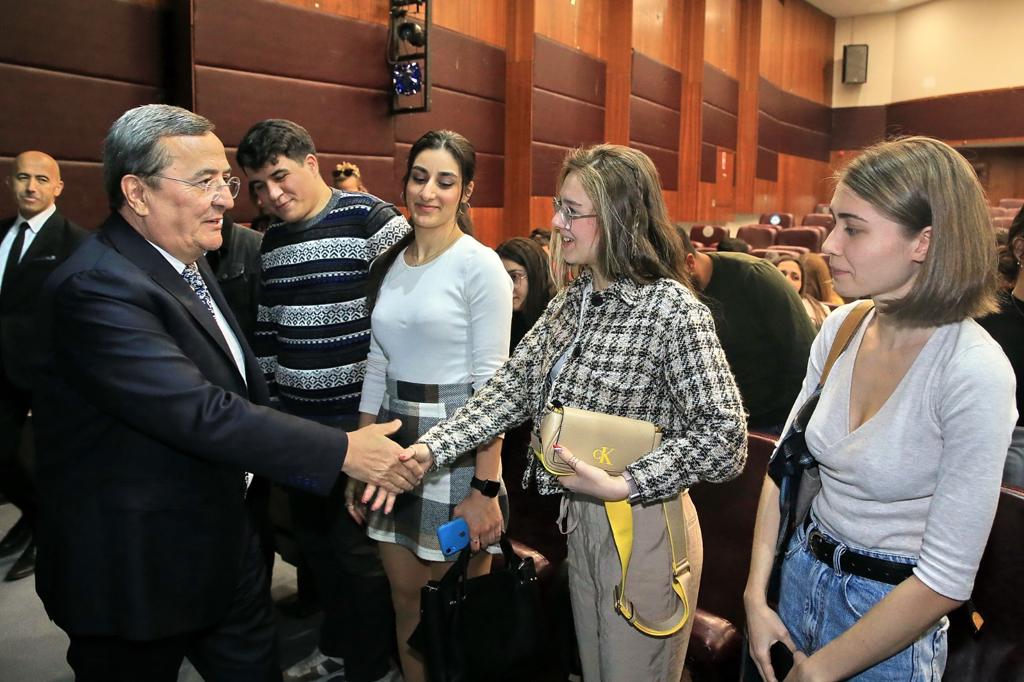 Konak Belediyesi Gençlik Meclisinin ikinci dönemi başladı (4)