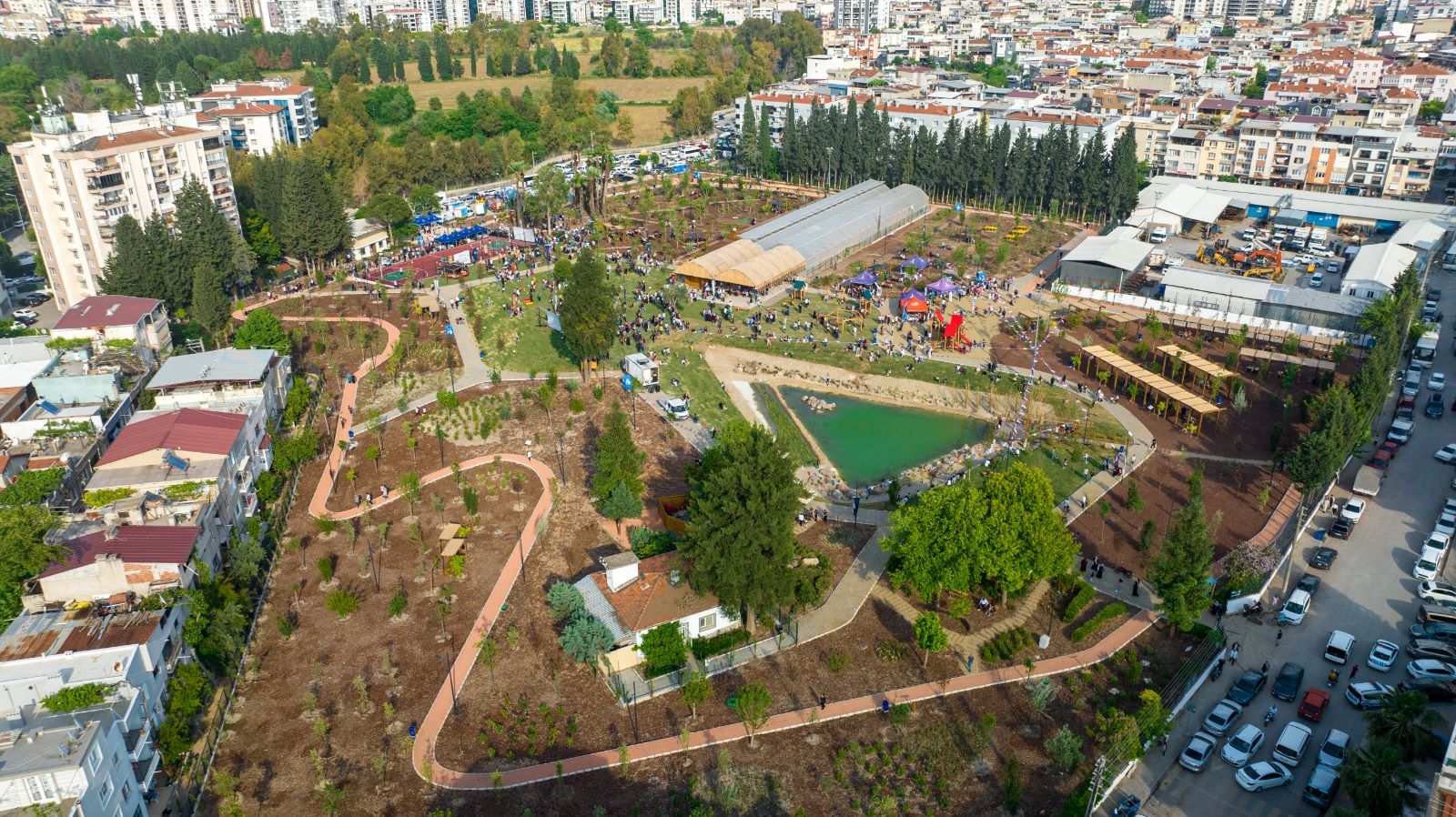 Bucalılar Fırat Yaşayan Parkı'na Gözü Gibi Bakıyor