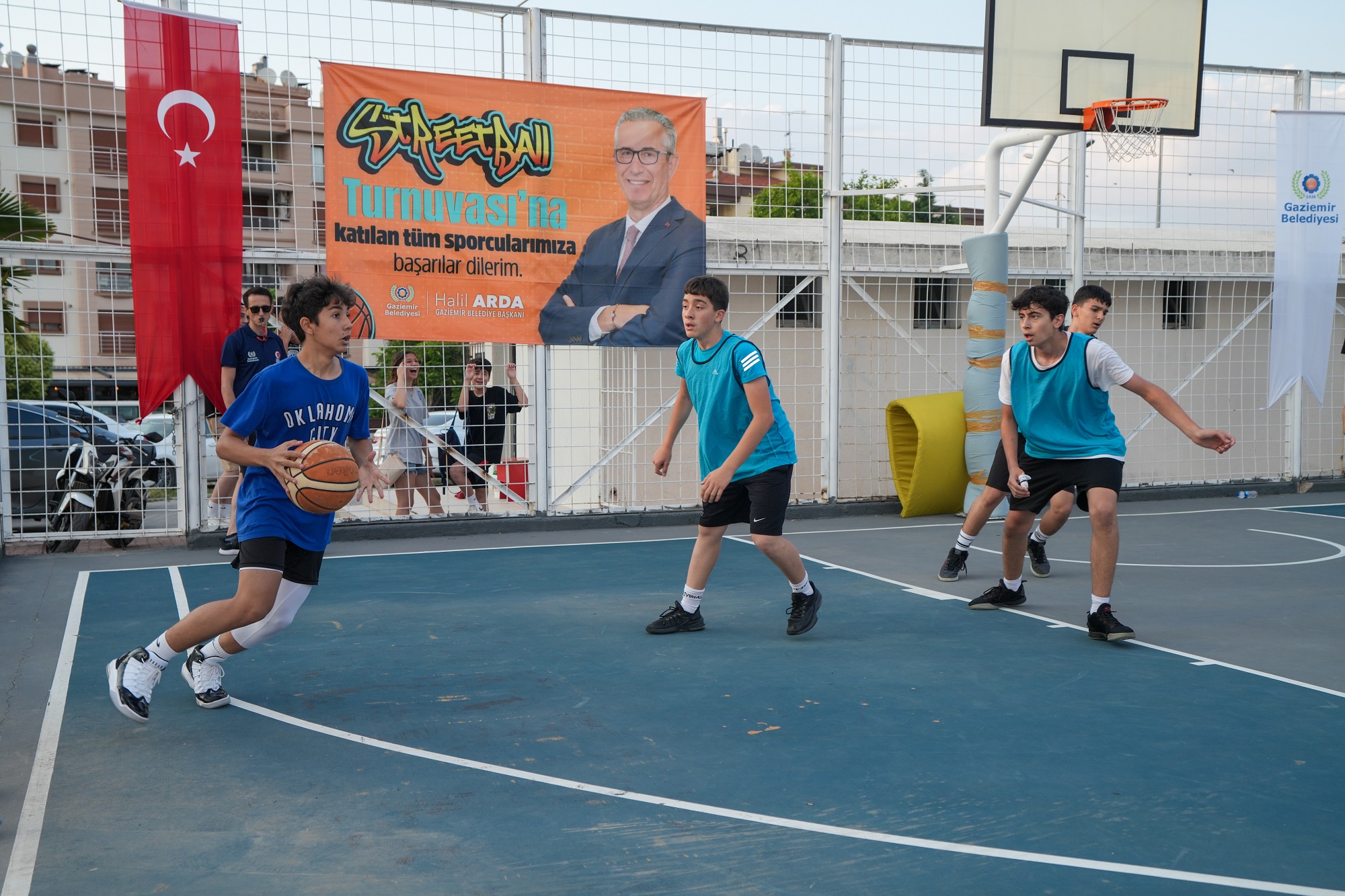 Gaziemir Streetball Turnuvası Nefes Kesti