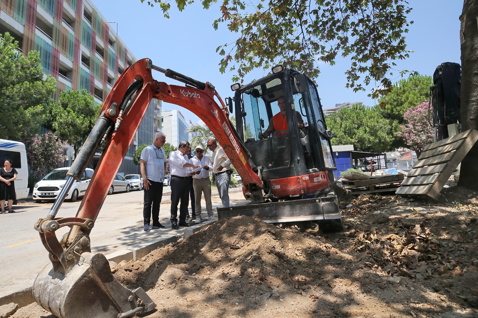 Kahramanlar Meydanı ve Nevzat Güzelırmak Parkı’na modern düzenleme (4)