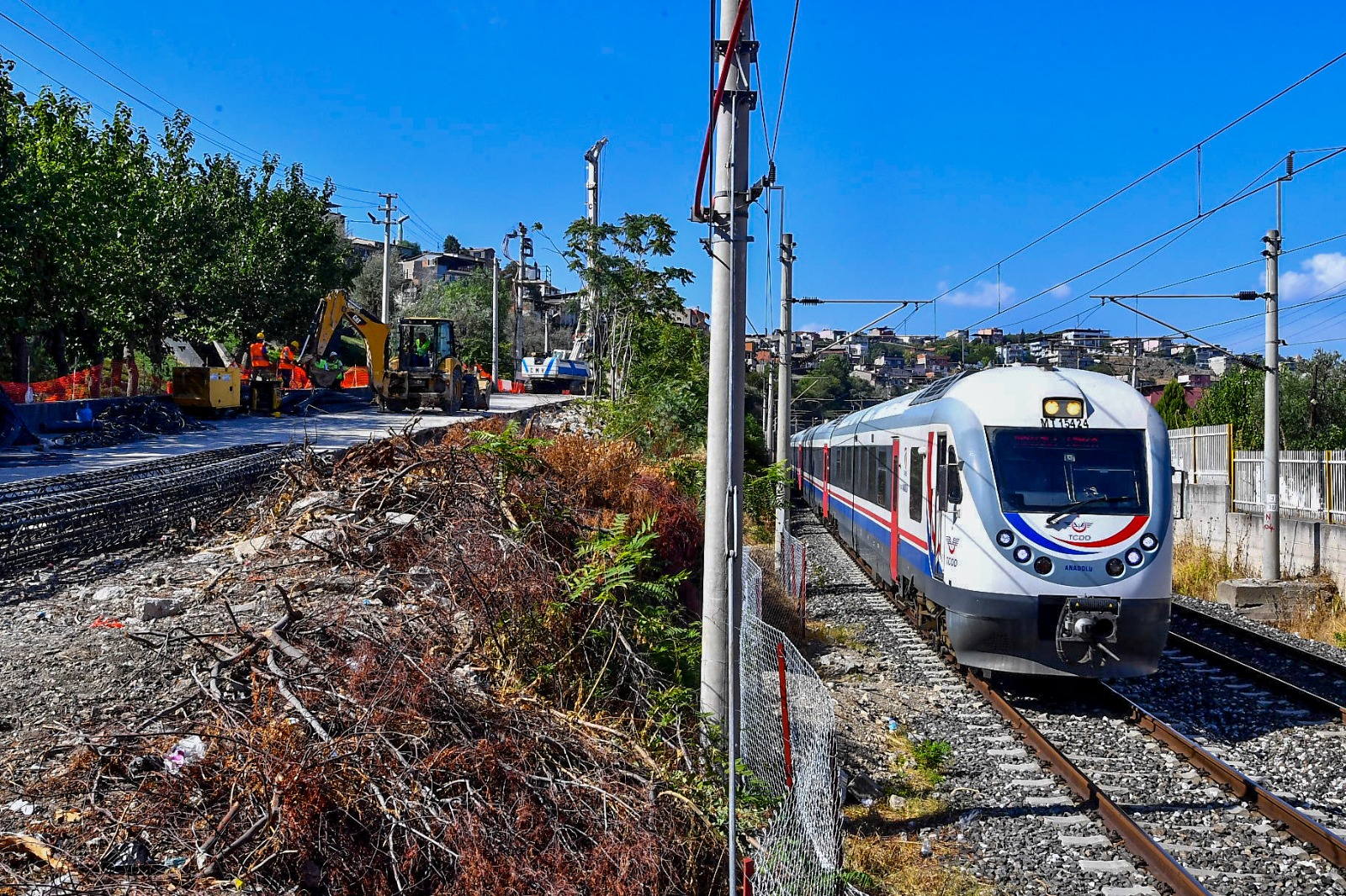 İZBAN'ın 42'nci ve 43'üncü İstasyonları Kuruluyor