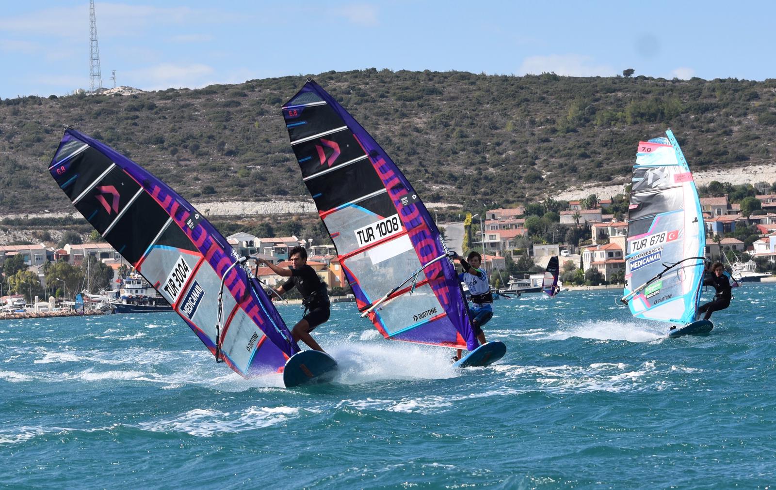 _   Alaçatı Wind Fest’’te Alaçatı’nın rüzgarı   çocuk ve gençler için esmeye devam ediyor4