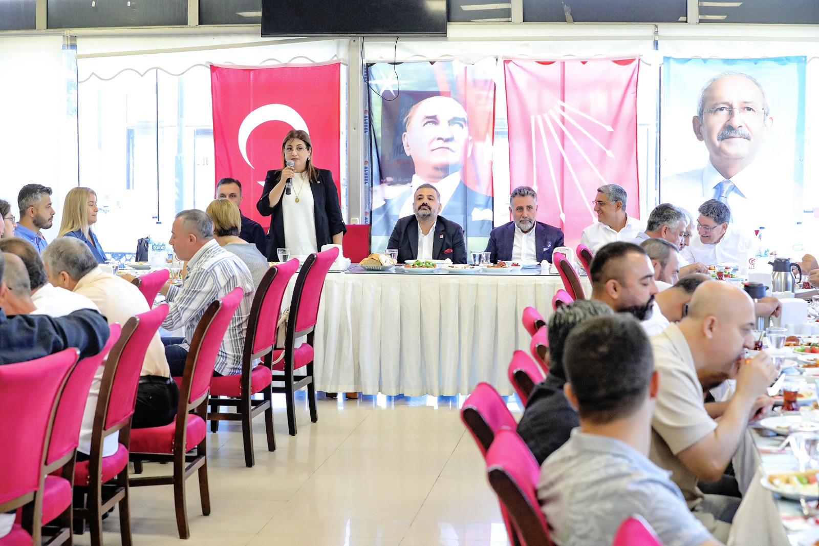 CHP Bayraklı’dan Aslanoğlu’na tam destek! (6)