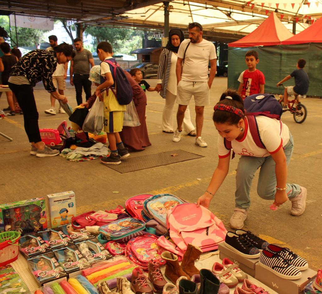 karşıyaka ikinci el pazarı (3)