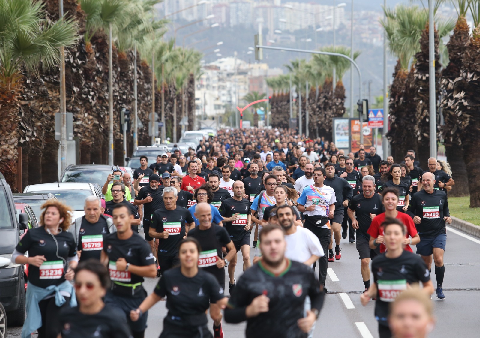 karşıyaka atadan anaya saygı koşusu (7)