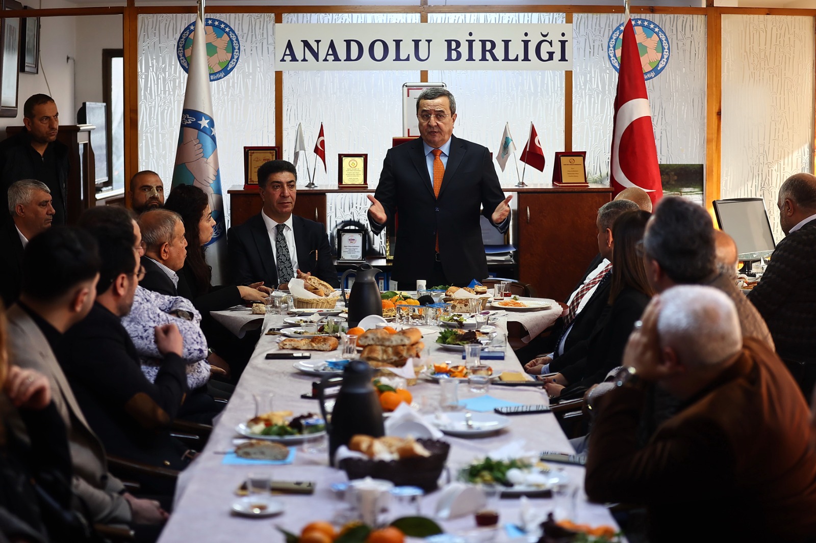 Anadolu Birliğinden Başkan Batur’a tam destek (4)
