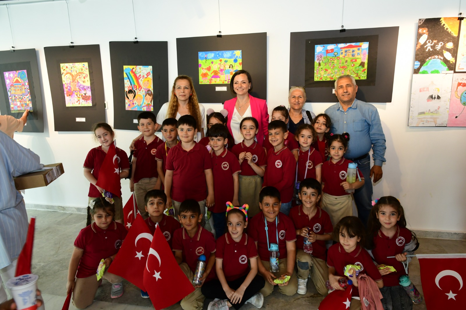 Başkan Kınay Resim Yarışması Ödüllerini Verdi (1)