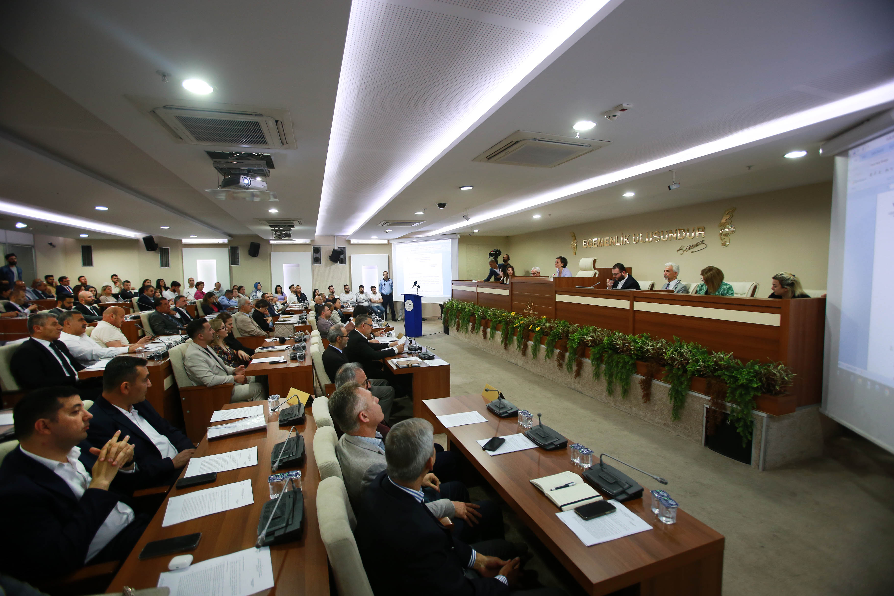 Karabağlar Belediye Meclisi 2. Oturum (3)