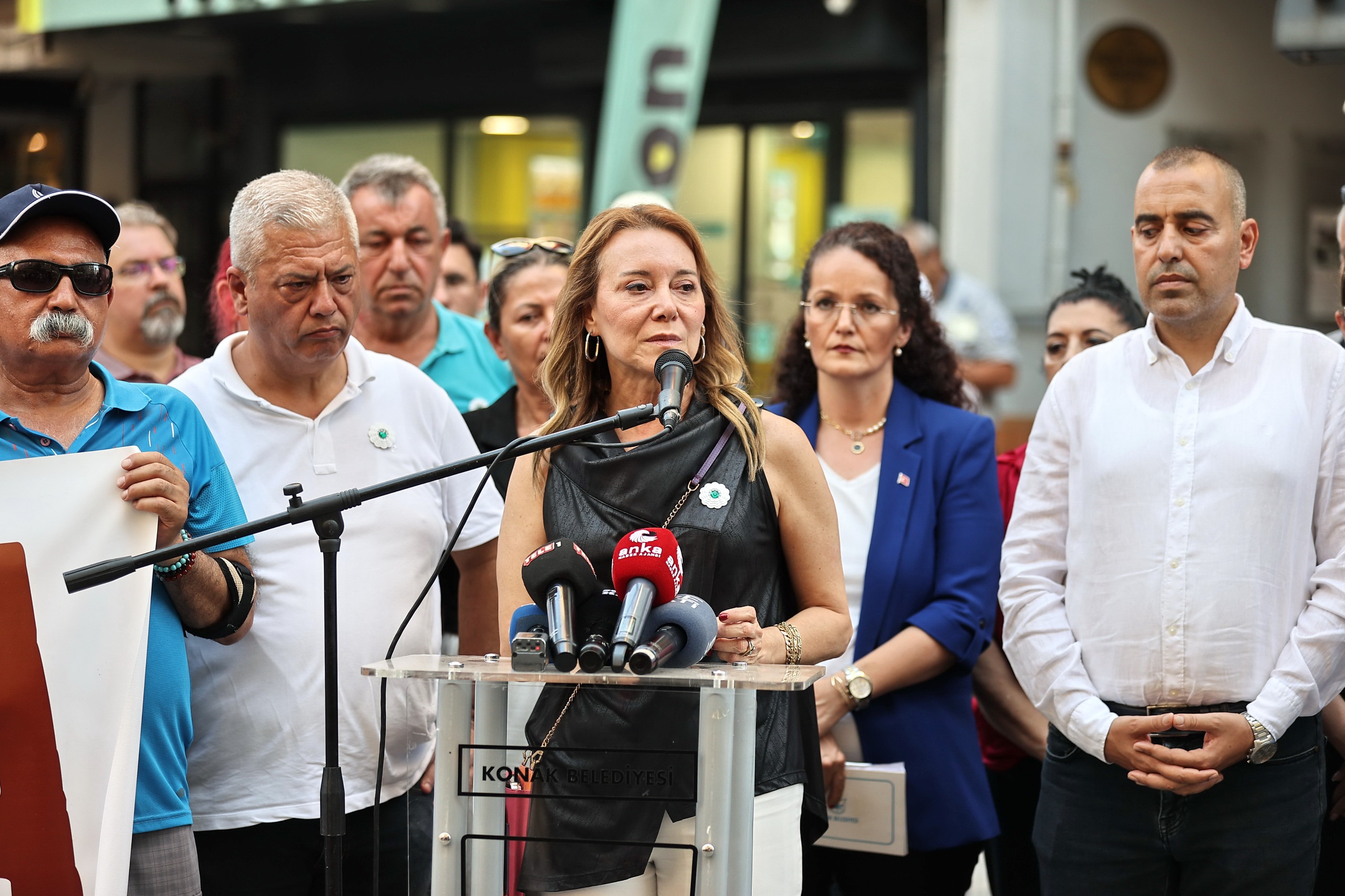 Srebrenitsa Katliamı’nda Hayatını Kaybedenler Konak’ta Anıldı (6)