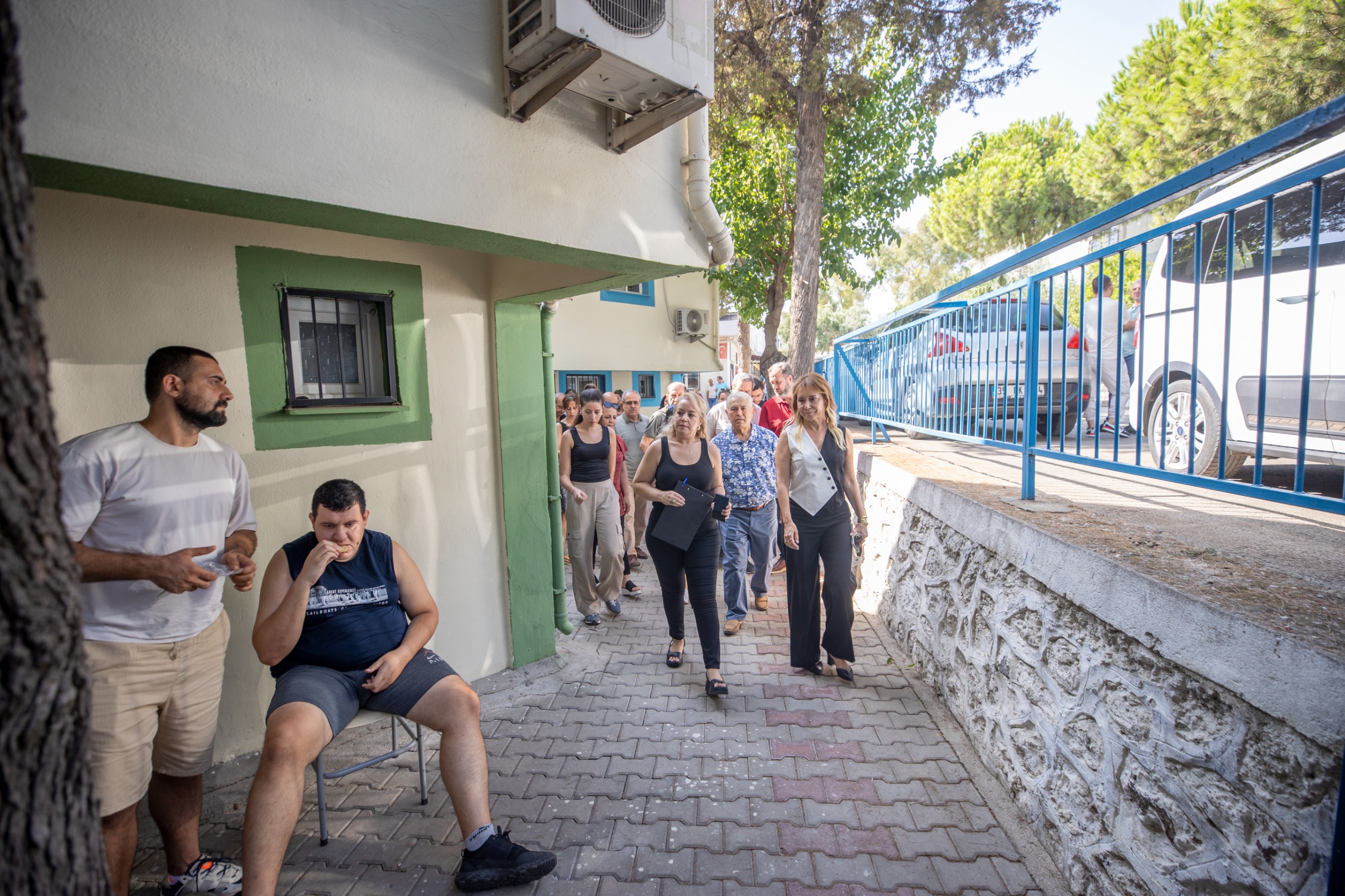 Başkan Mutlu ‘Engelsiz Yaşam Köyü’nde Muhtarlarla Bir Araya Geldi (4)