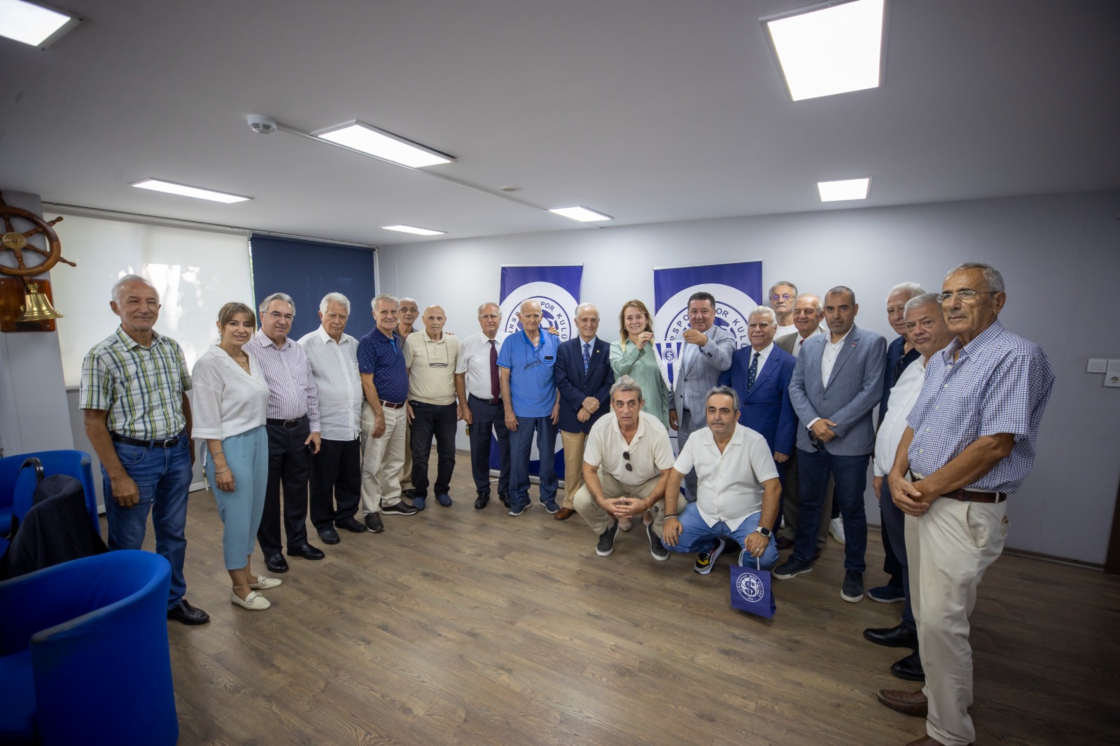 Konak’ta Metin Oktay’a Anıtı Başında Anma (10)