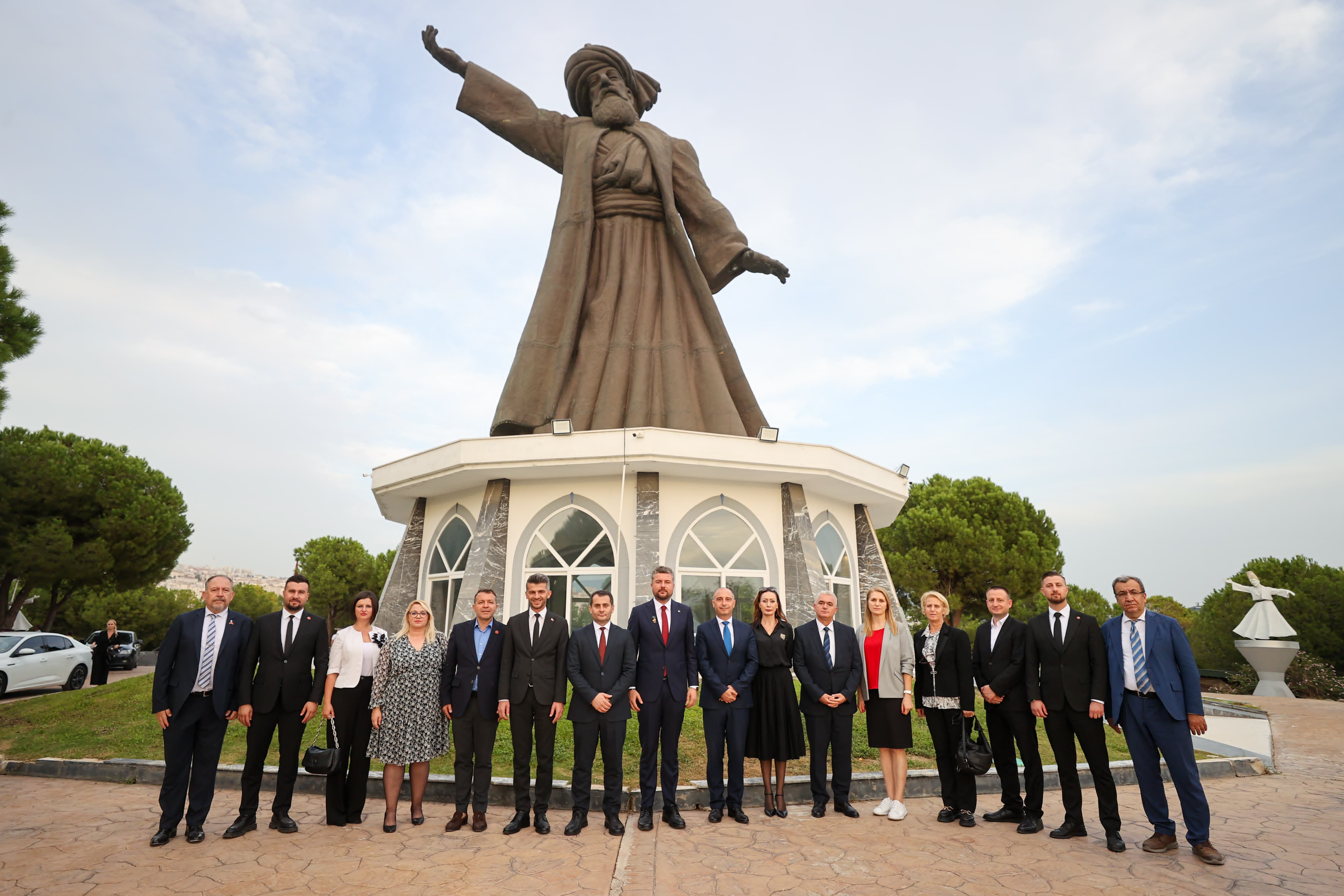 Balkan Şenliği Konukları Buca Gezisi 09