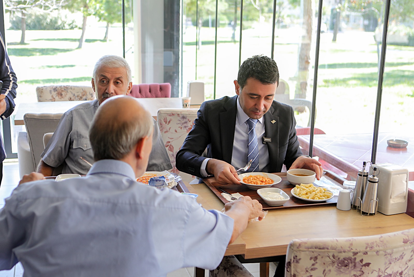 Bayraklı'da Üçüncü Kent Lokantası Açıldı (3)