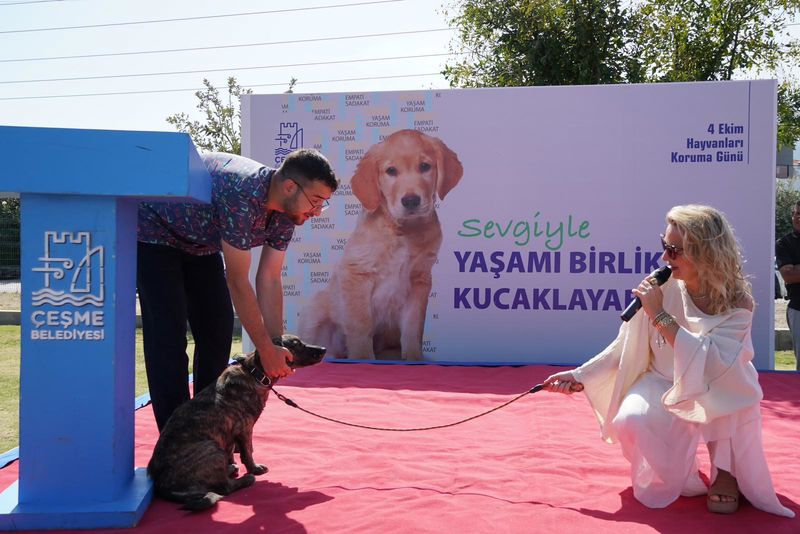 Çeşmeli̇ler Pati̇ Park’ta Can Dostlarla Buluştu 3