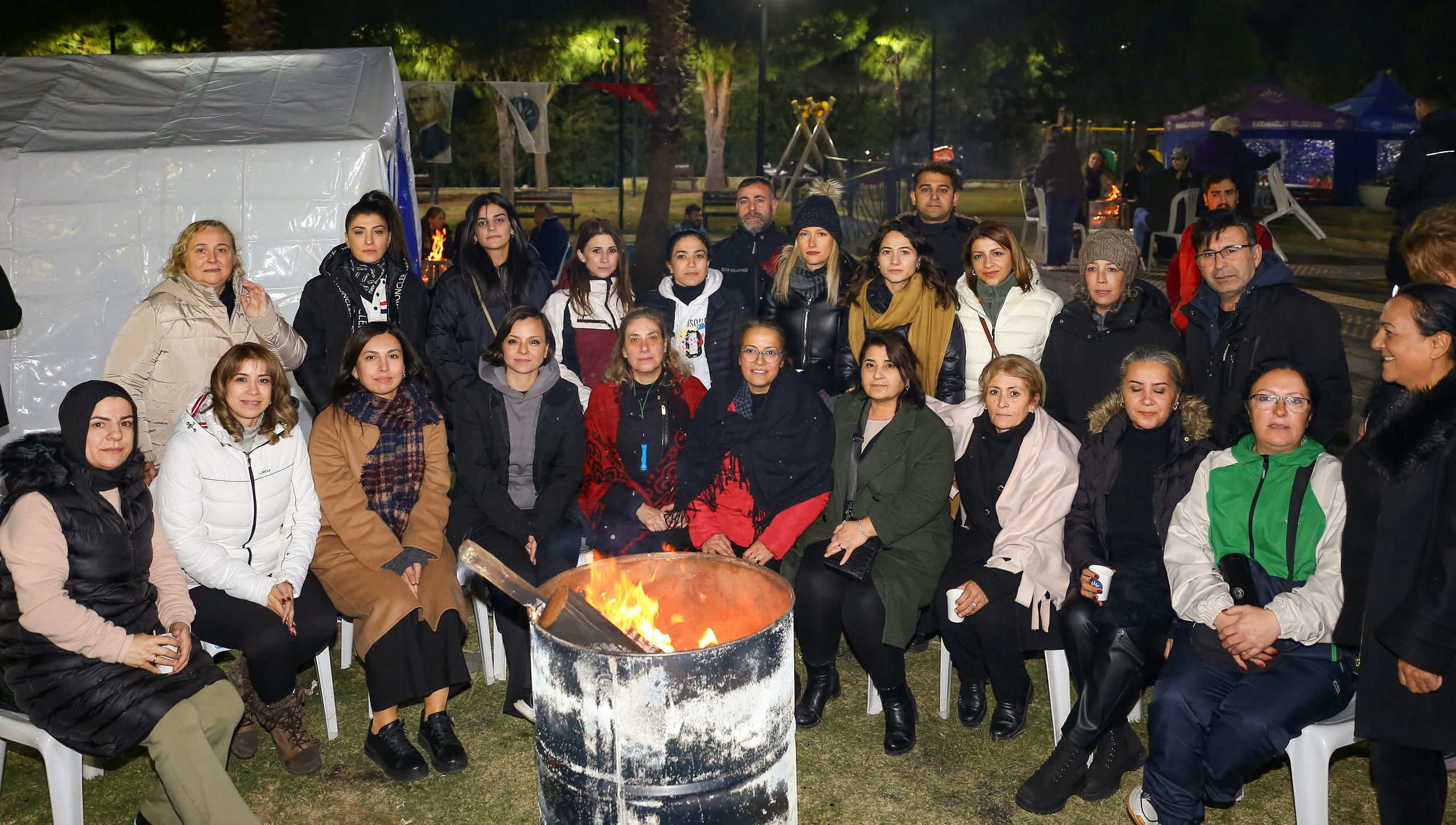 Karabağlar'da Kadınlar Şiddete Karşı Tek Yürek (4)