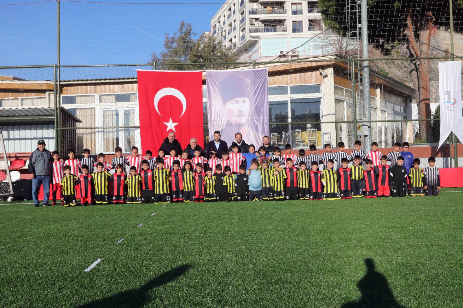 Bayraklı’da U 10 Cup Futbol Turnuvası Başladı (3)