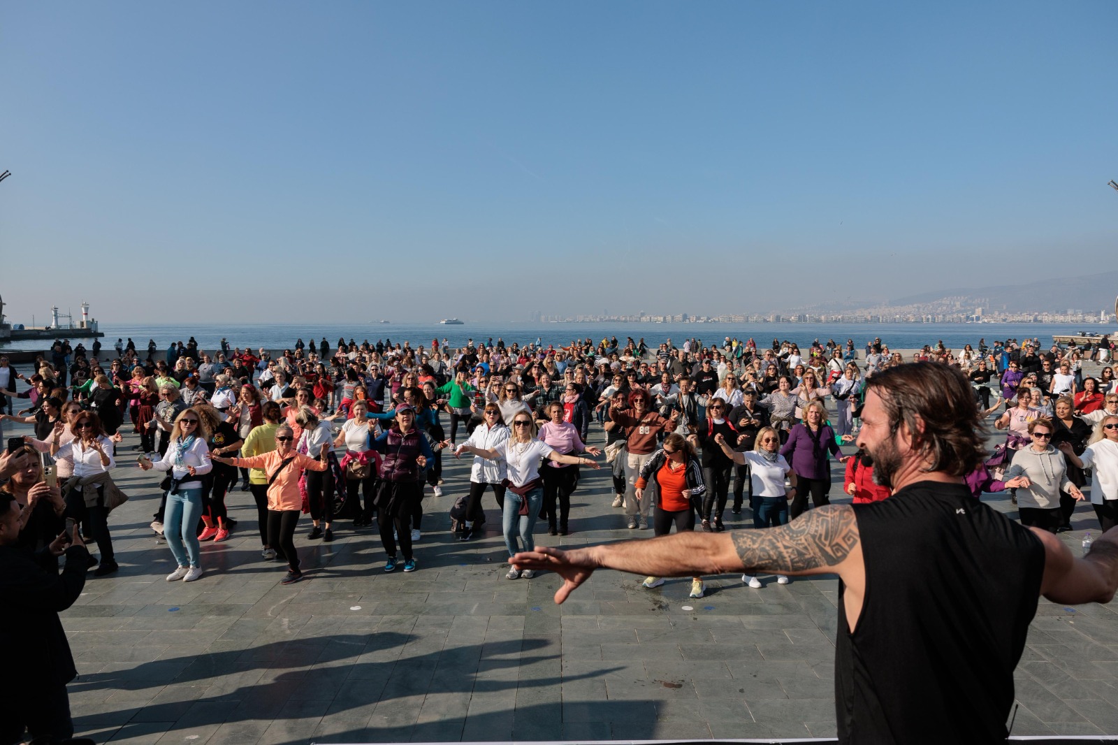 Konak Yeni Yıla Dansla Merhaba Dedi (6)