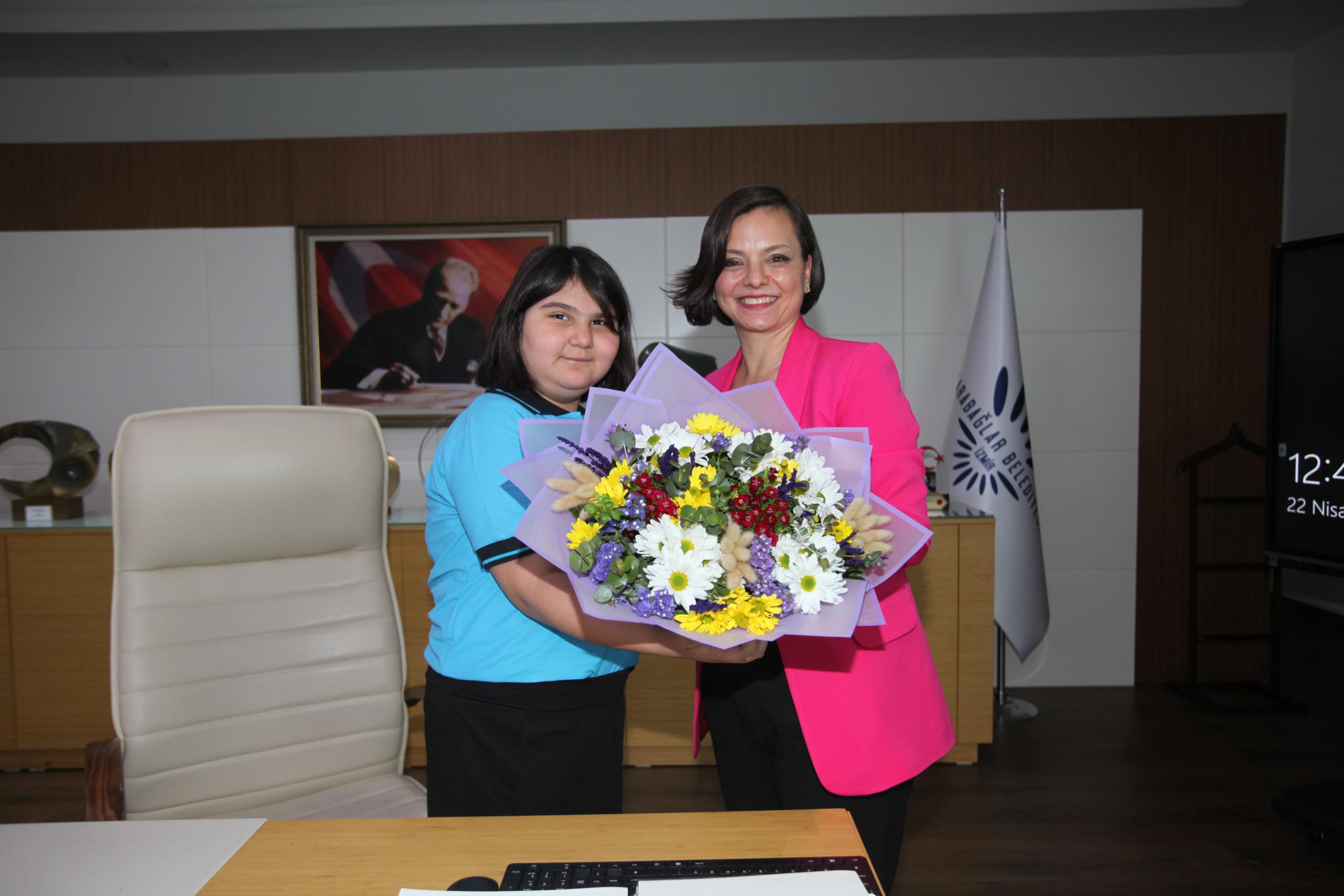 Karabağlar 23 Nisan (11)