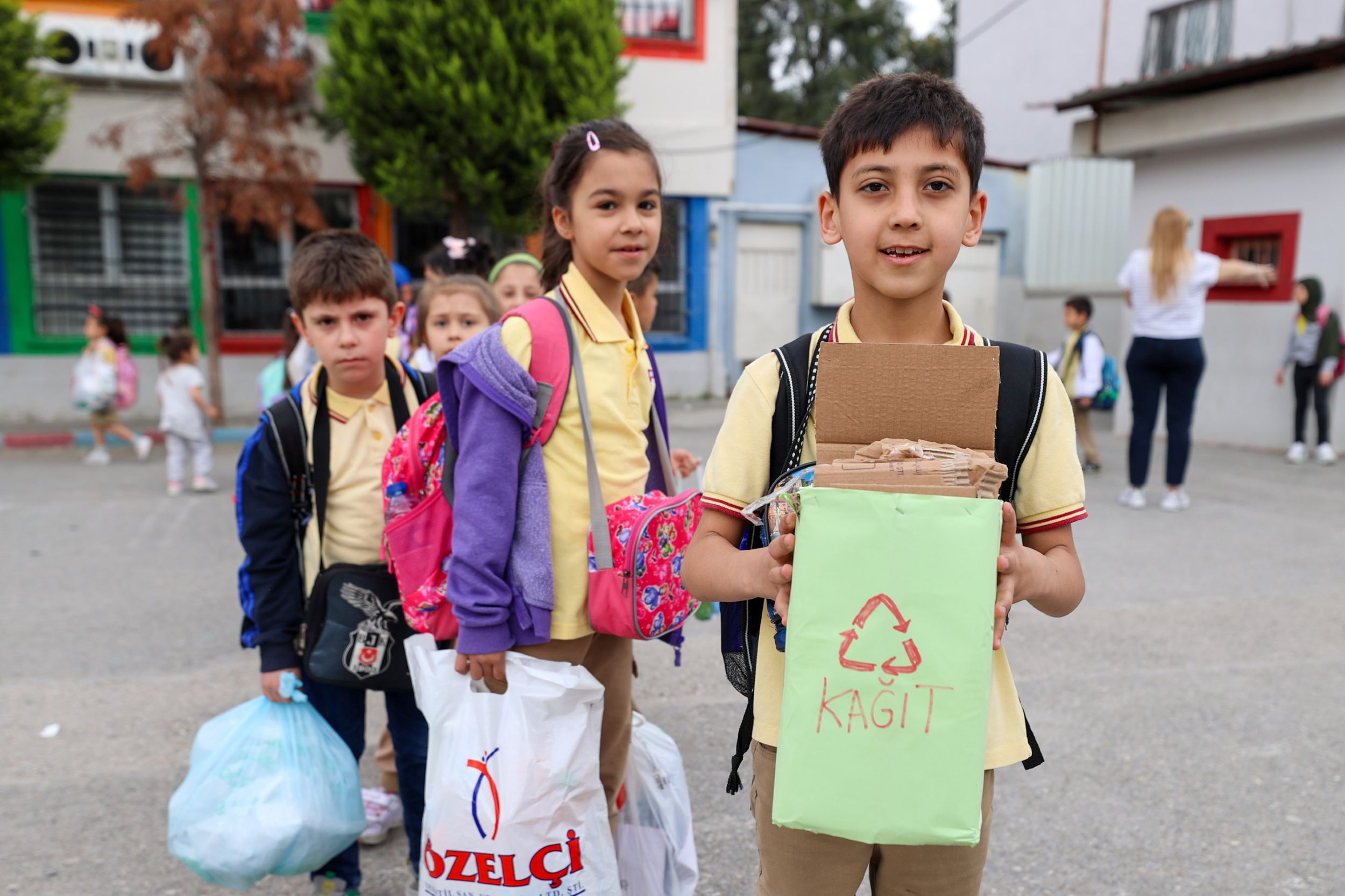 Buca Belediyesi Okullarda Atık Toplama (5)