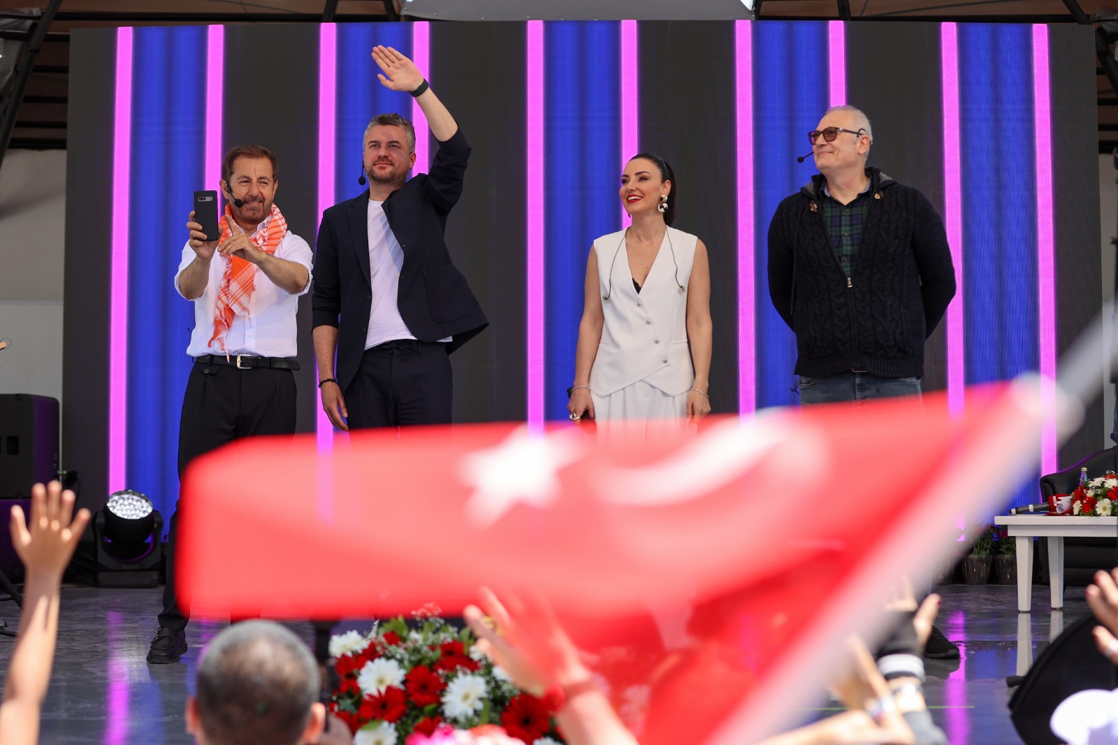 Buca Zeki Metin Tiyatro Açılış 10