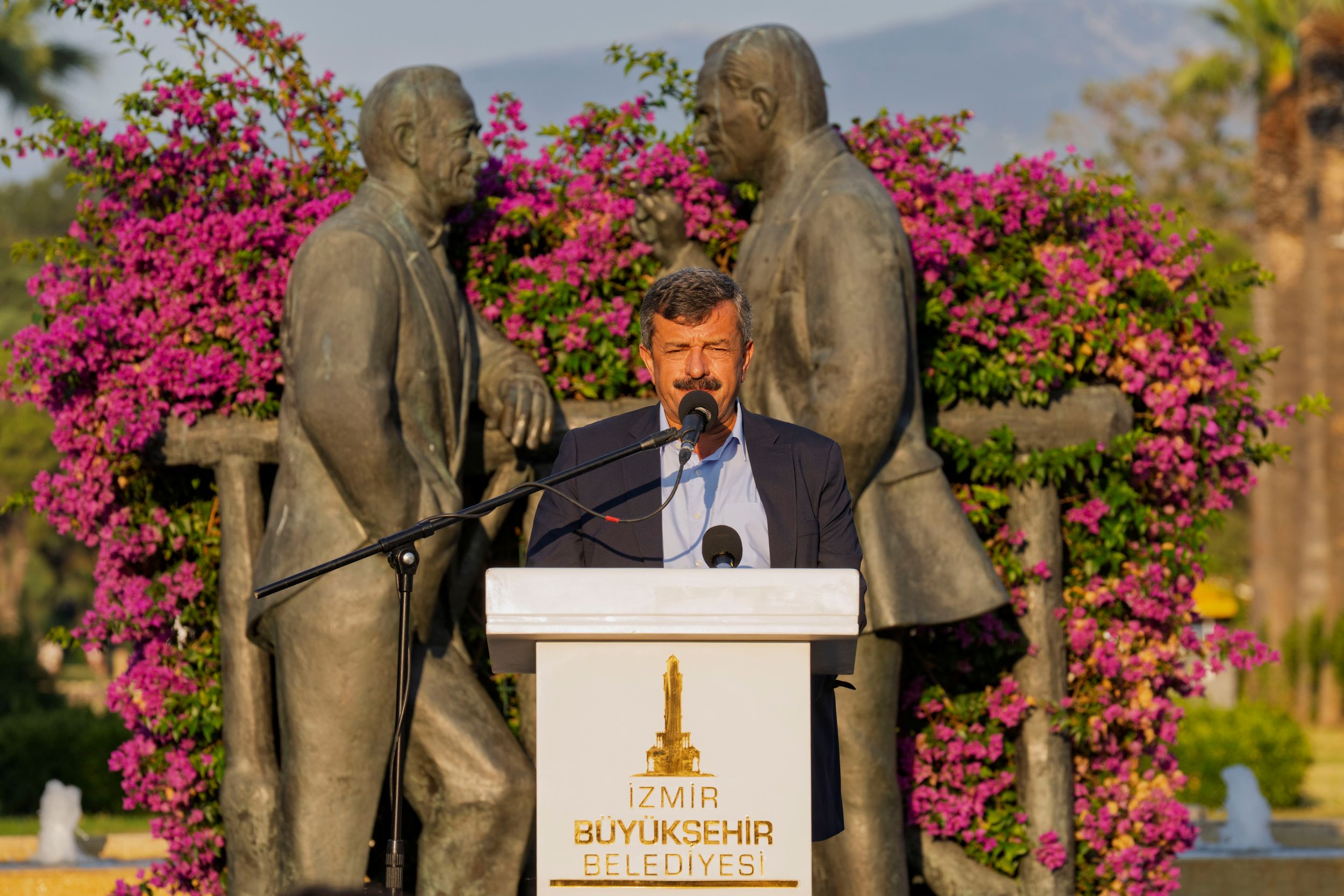Hurşit Nallı
