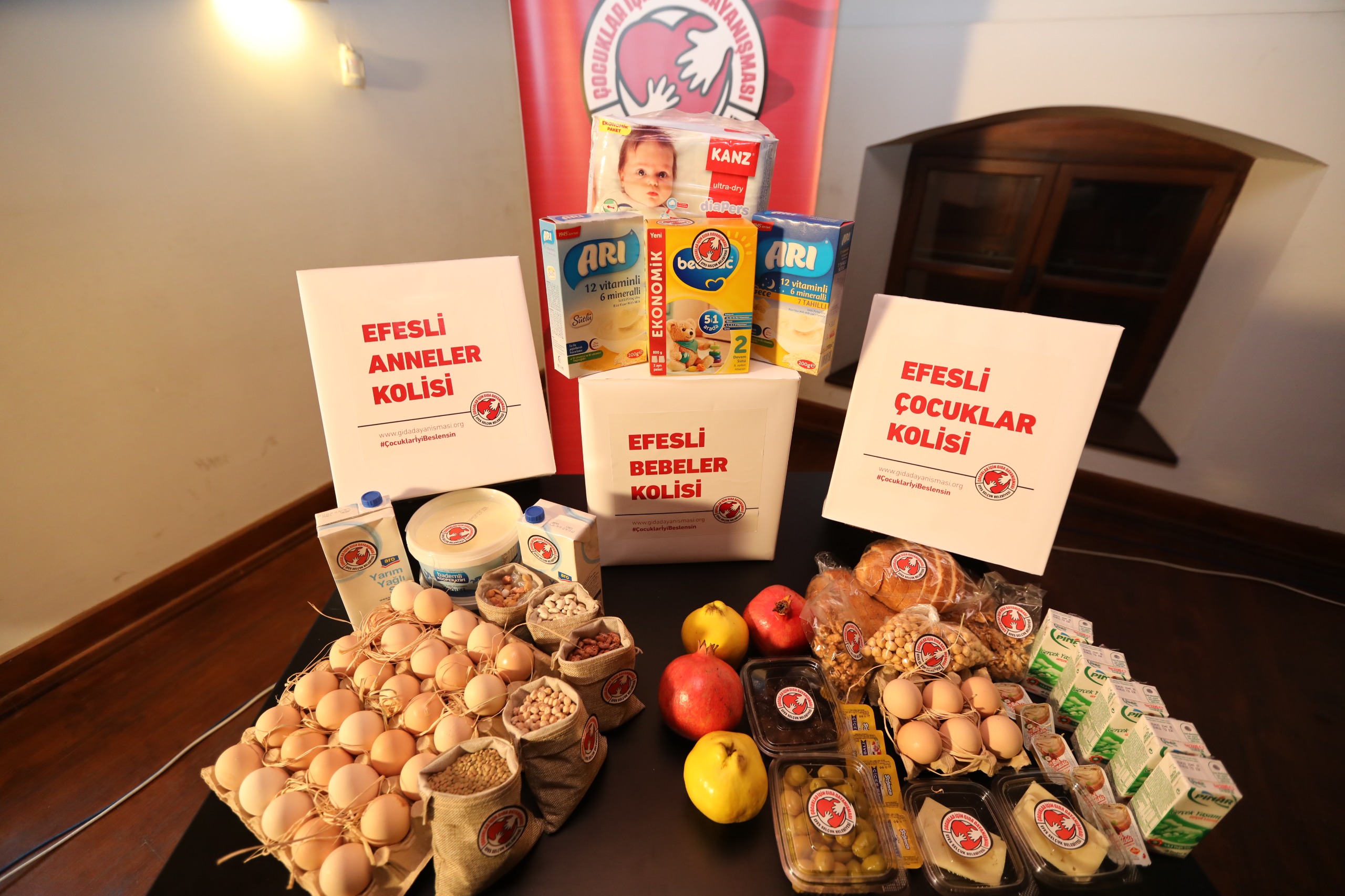 Efes Selçuk Çocuklar İçi̇n Gida Dayanişmasi