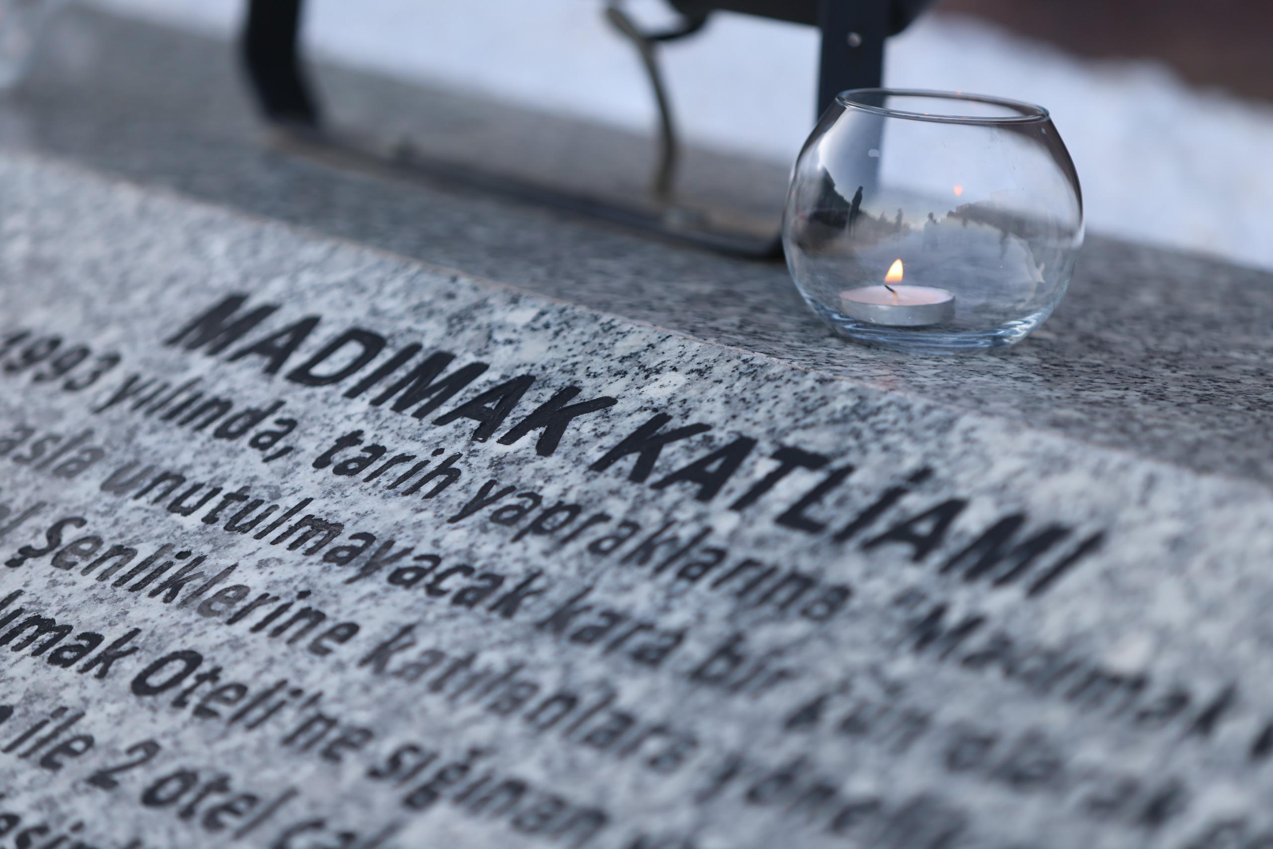 Karabağlar Madımak Anma (1)