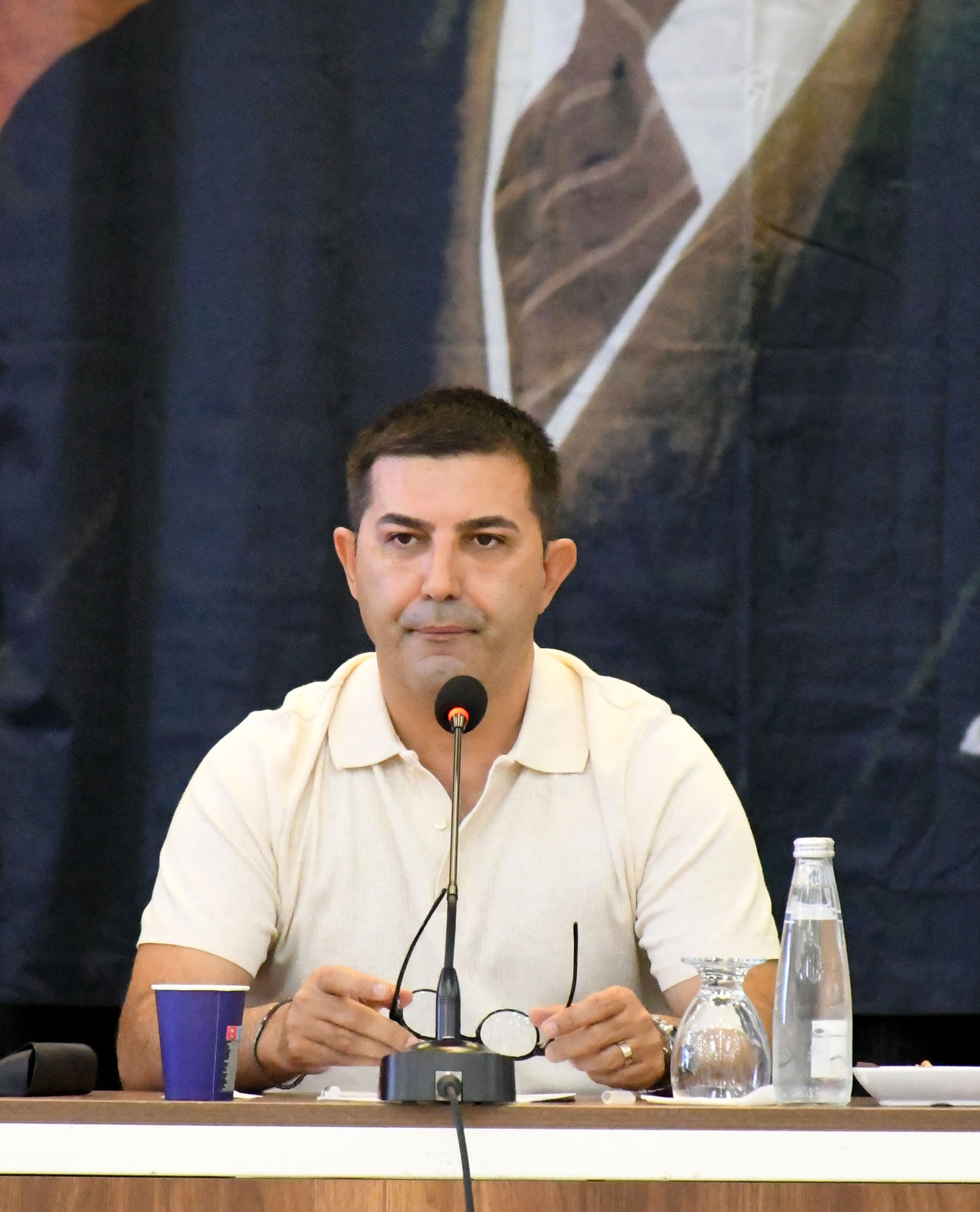 Eylül Mecli̇si̇ (2)