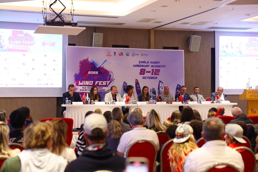Alaçatı Windfest 2025 Naşladı Rüzgâr Bu Kez Doğa Için Esiyorphoto 2025 10 08 21 05 00 2