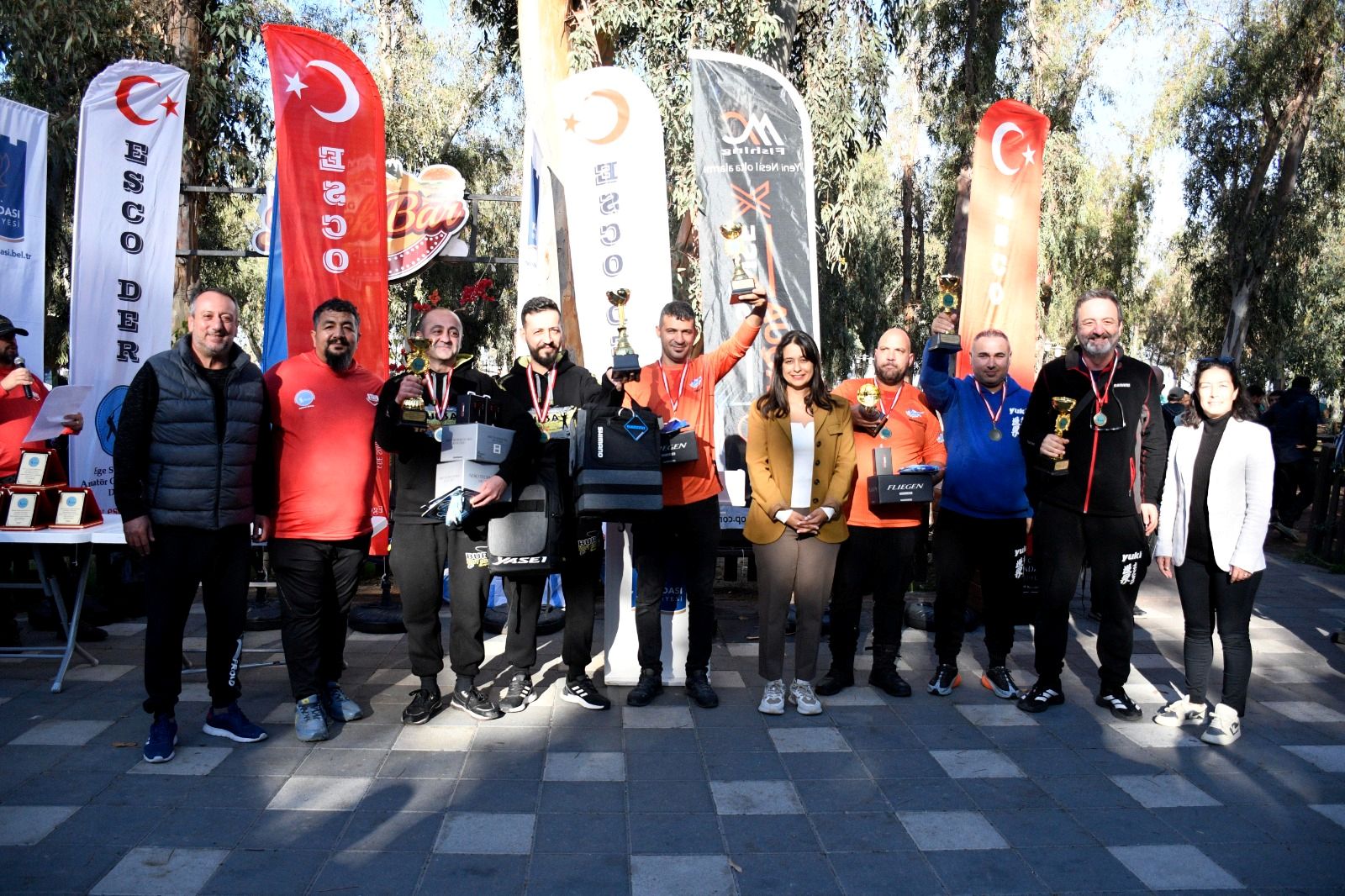 Balik Tutma Yarismasi (1)