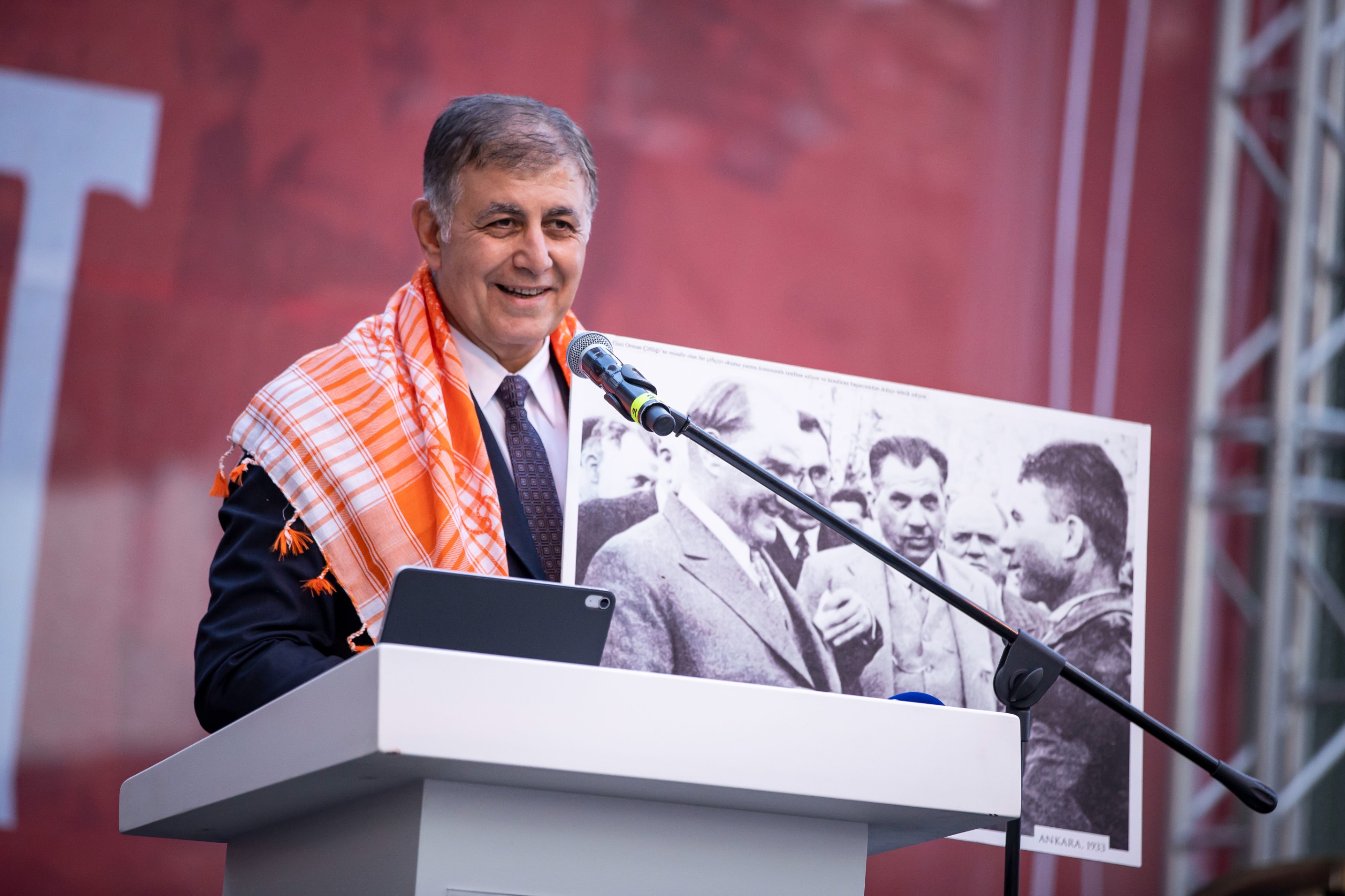 P H O T O 2025 10 28 20 10 07