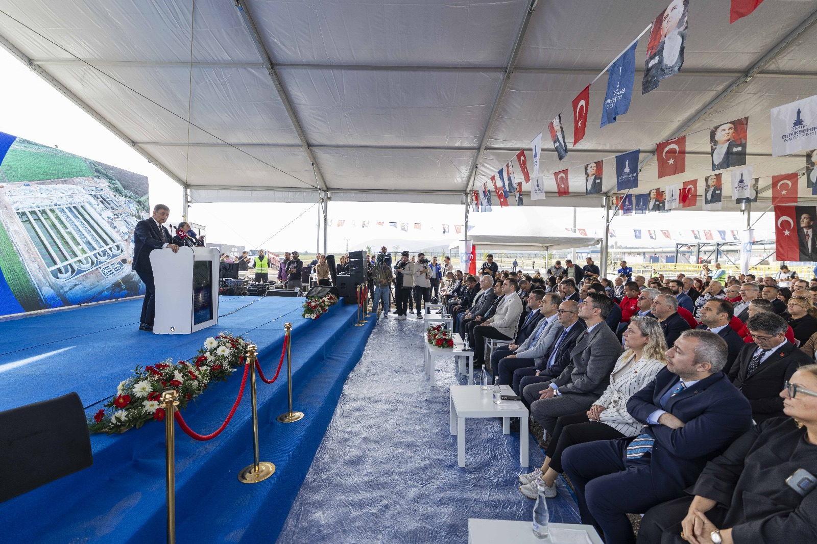 P H O T O 2025 10 31 13 09 25