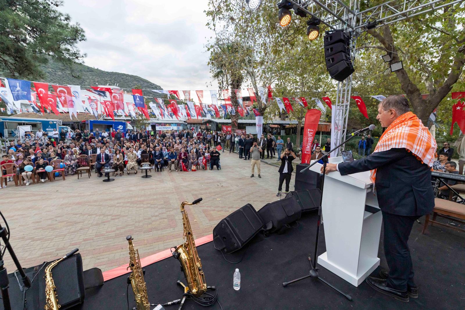 Photo 2025 10 28 20 15 20 2