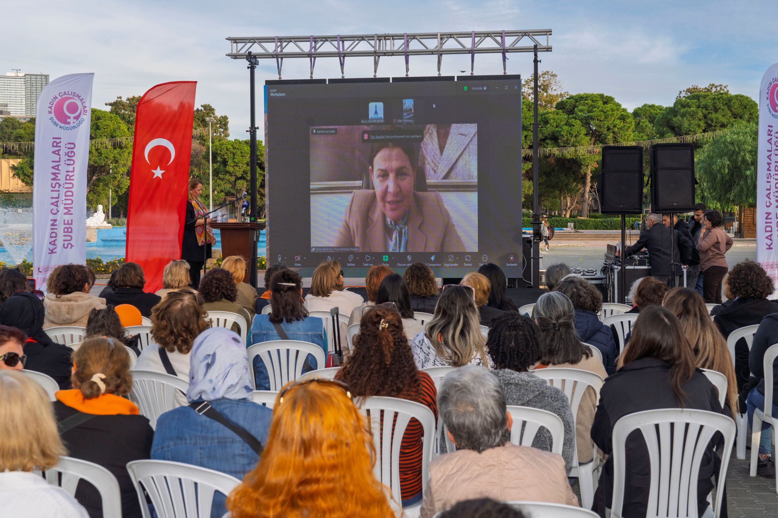 Foça Belediye Başkanı Saniye Bora Fıçı