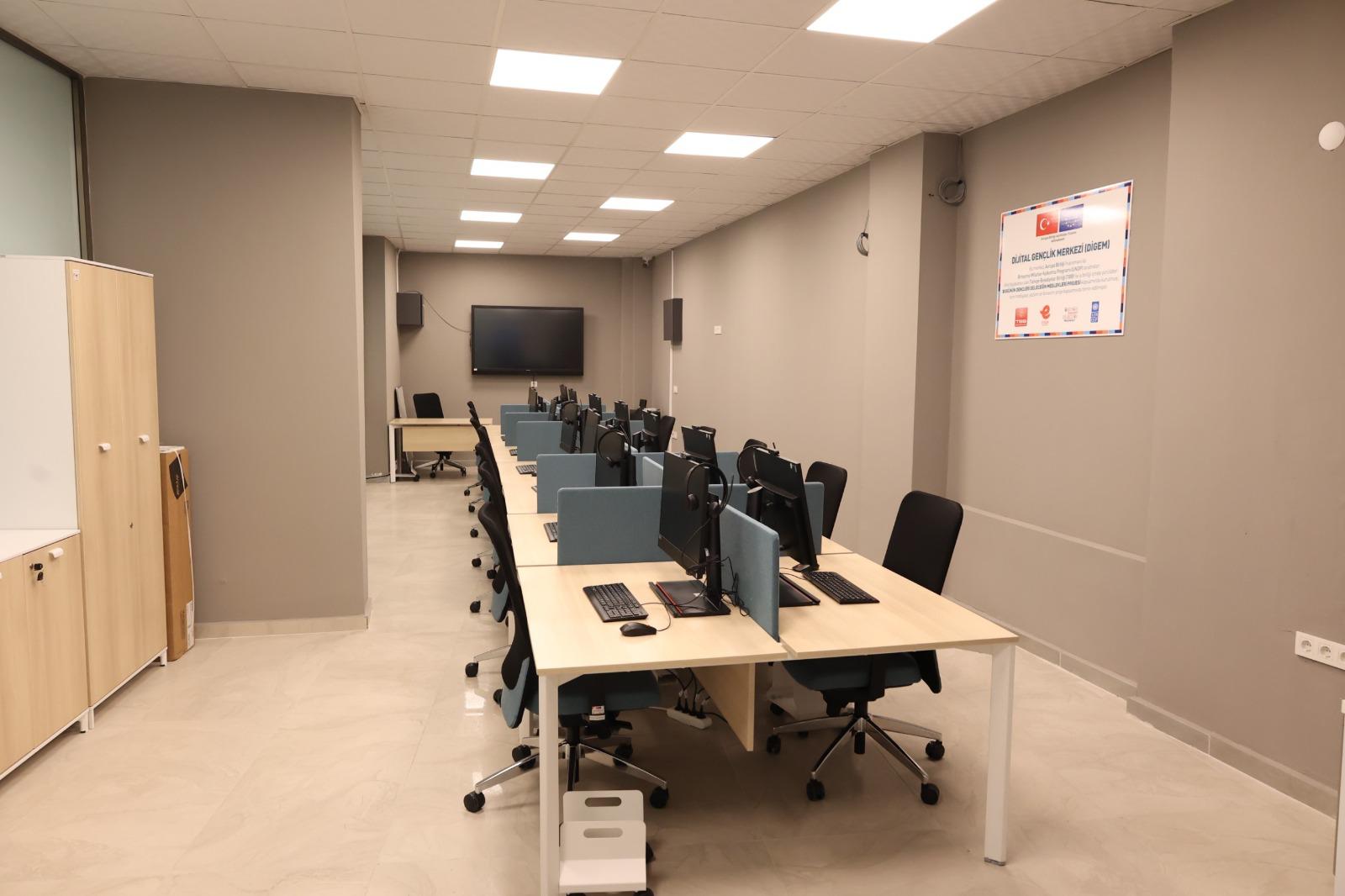 I M G 20251117 W A0008