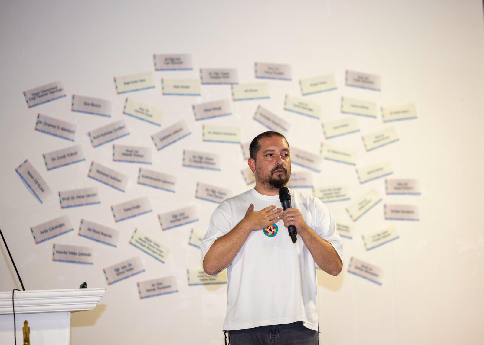 P H O T O 2025 11 07 22 46 03