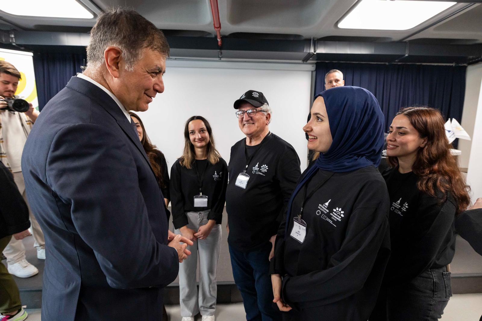 Photo 2025 11 03 20 12 38 4