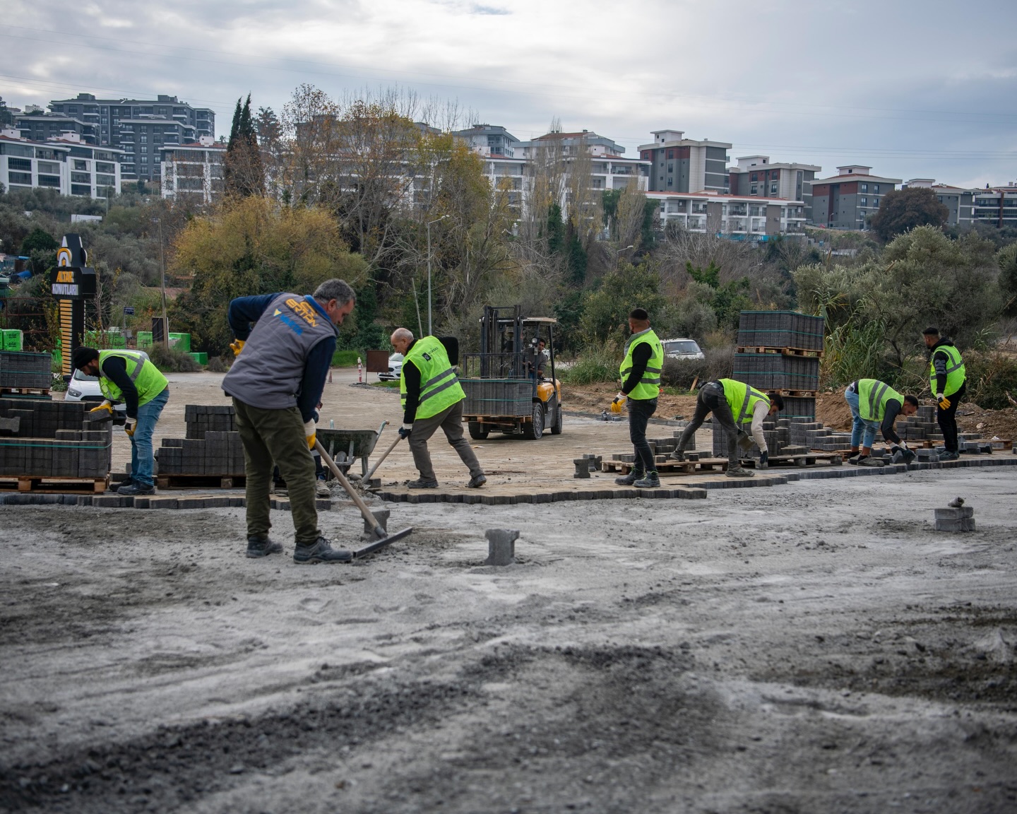 Ikicesmelik Yol Yapimi (1)