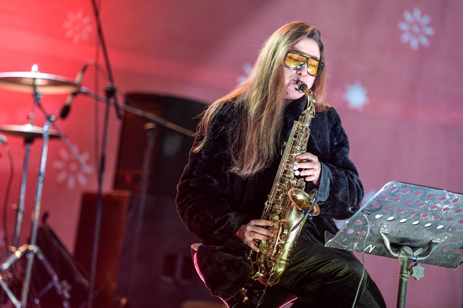 Photo 2025 12 02 21 21 35 3