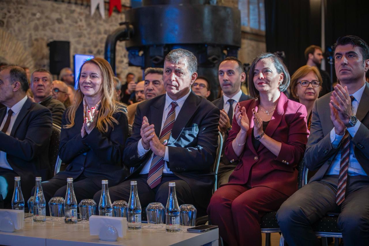 Photo 2025 12 12 14 44 00 7