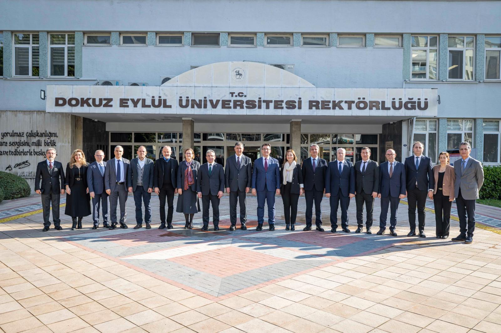 Photo 2025 12 26 19 04 12 3