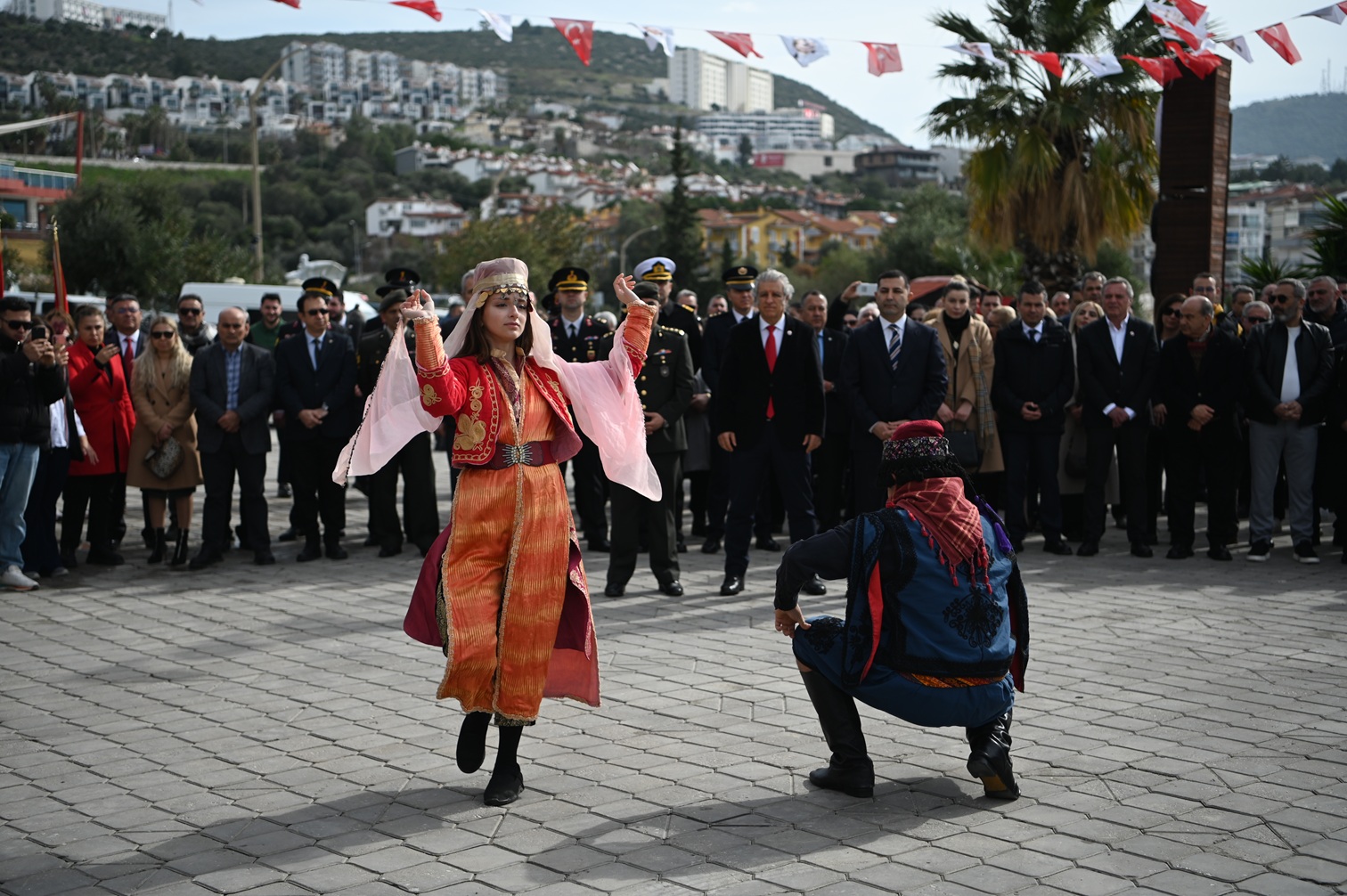 Atatürk'ün Kuşadası'na Gelişinin 102'Inci Yılı Coşkuyla Kutlandı (4)