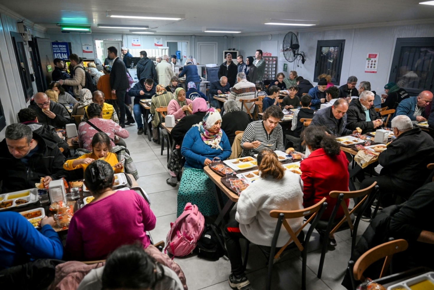 Bornovada Iftar Dayanismasi (8)