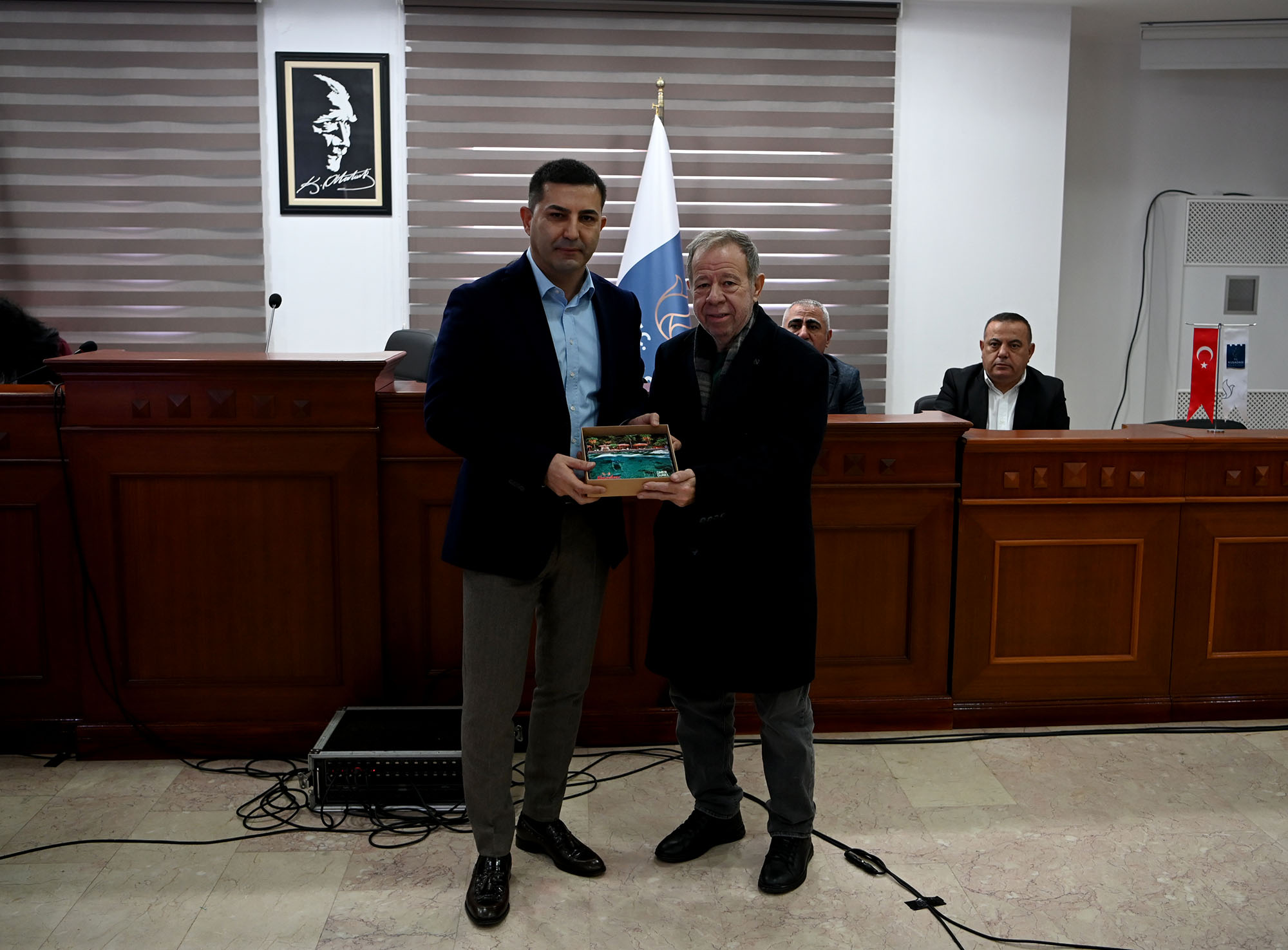 Subat Ayi Meclisi (2)