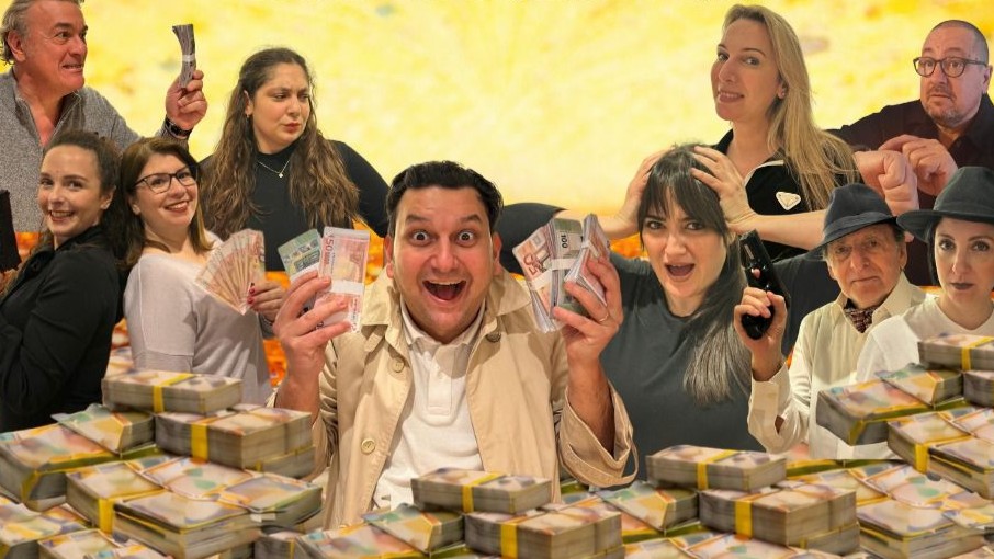 İzmir Amatör Levanten Tiyatrosu'ndan Anlamlı Perde